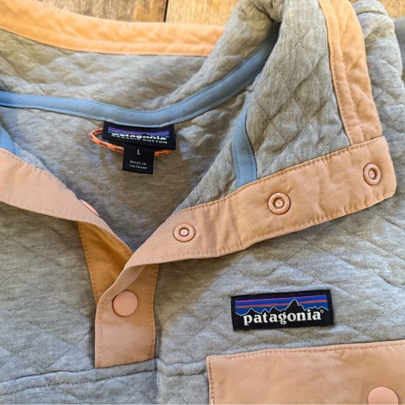Patagonia Women's Organic Cotton Quilt Snap-T Pullover - Picture 3 of 7